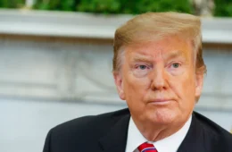 Trump perde R$ 2,4 bilhões de patrimônio após condenação em Nova York