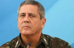 Após ser alvo da PF no inquérito do golpe, Braga Netto articula nos bastidores