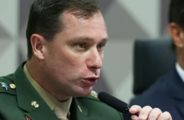 Moraes manda soltar Mauro Cid, ex-ajudante de ordens de Bolsonaro