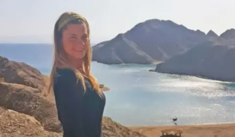 Brasileira Karla Stelzer Mendes é achada morta em Israel, informa Itamaraty