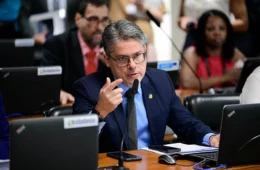 Comissão do Senado aprova taxação sobre fundos usados por super-ricos e offshores