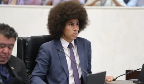 Renato Freitas denuncia ameaças de morte de PMs do Paraná