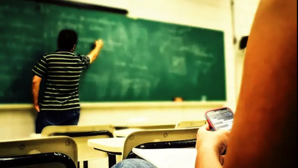 Criado observatório para monitorar violência contra os professores