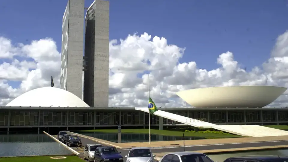 Reforma tributária teve influência majoritária de empresários, diz estudo