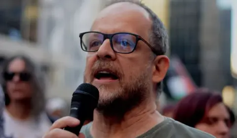 TJ-SP determina exclusão de publicações de Breno Altman sobre Israel nas redes