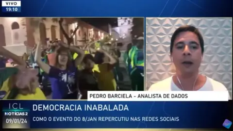 Analista de dados explica tática bolsonarista nas redes sociais