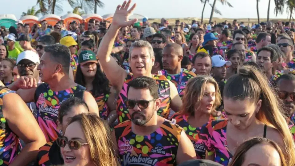 Ministro Macêdo escondeu ida a ‘carnaval’e pagou fotógrafo com verba pública, diz jornal