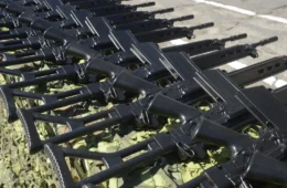 Exército recua e suspende portaria que autorizava até cinco fuzis para PMs