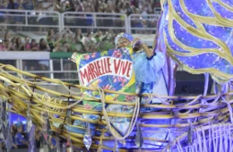 Enredo da Portela denunciou racismo e emocionou o Sambódromo
