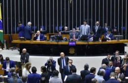Deputados que assinaram impeachment de Lula podem ficar sem verba e cargos