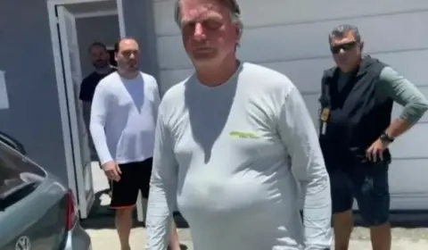 Do ´pintou um clima´ de Bolsonaro ao post pornô de Carluxo