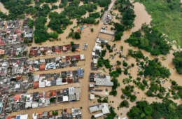 Quase um mês após 1ª chuva forte, RS ainda soma milhares sem luz e sem aulas