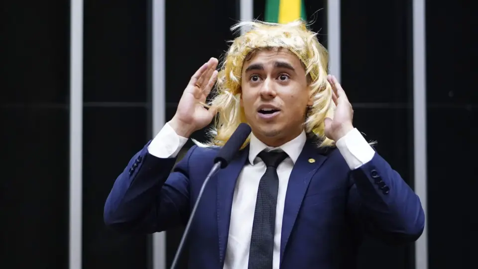 Presidente de comissão, Nikolas nunca apresentou projeto sobre educação