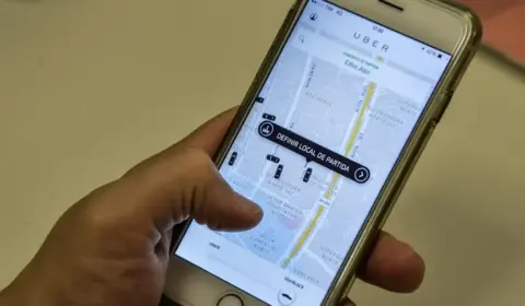 Uber elogia proposta de Lula para regularizar motoristas da plataforma