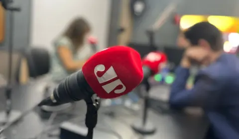 Afinal, o governo é burro ou só muito ingênuo?