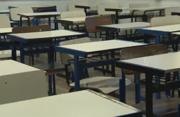 Professores de universidades particulares de SP aprovam estado de greve