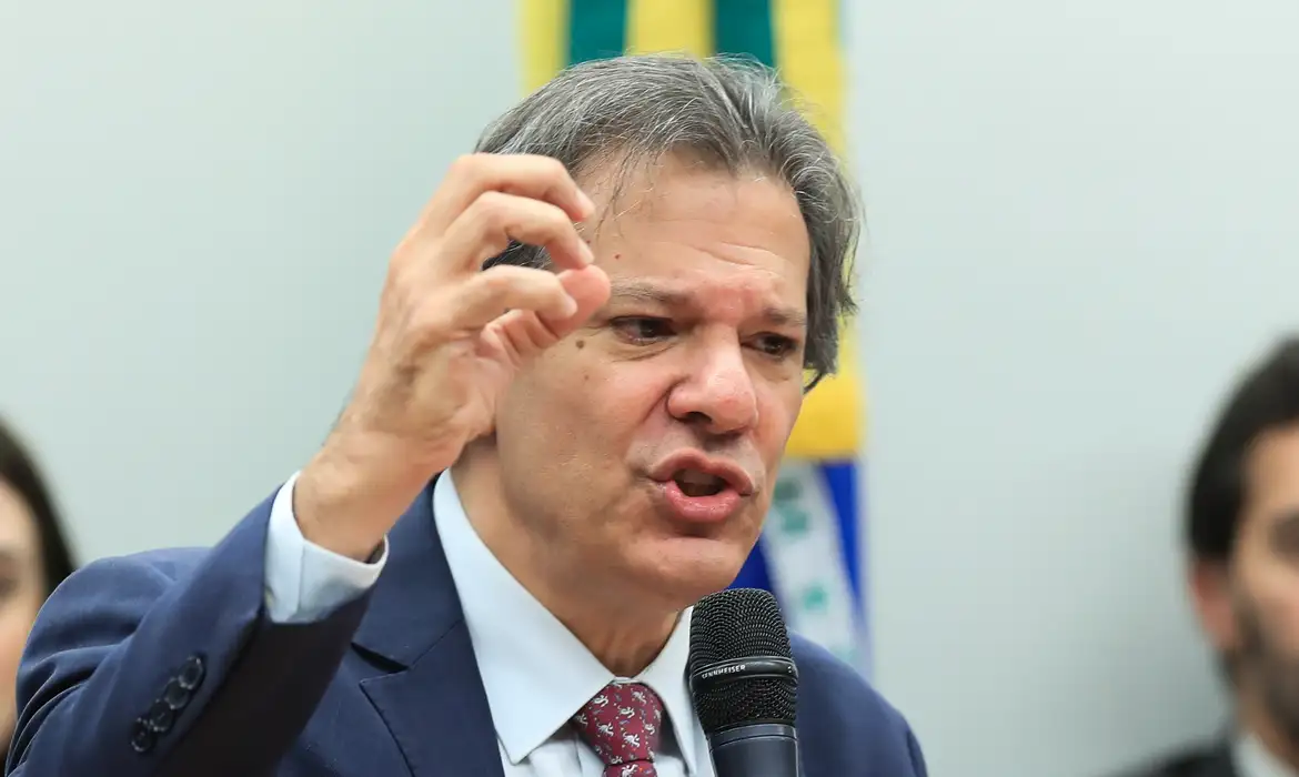 Em audiência na Câmara, Haddad dá show de argumentação contra extrema direita