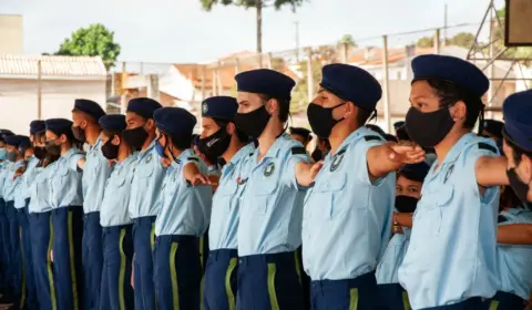 PSOL aciona STF contra lei das escolas cívico-militares de Tarcísio