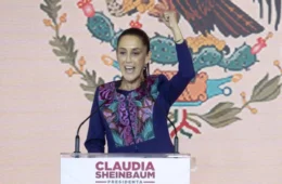 ‘Não chego sozinha. Todas nós chegamos’, diz Claudia Sheinbaum, eleita presidenta do México