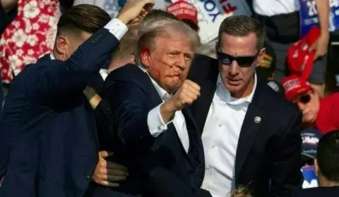 Promotor diz que autor de disparos em comício de Trump e uma outra pessoa foram mortos