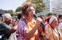 Deputada Talíria Petrone sofre novas ameaças e intimidação até para seus filhos