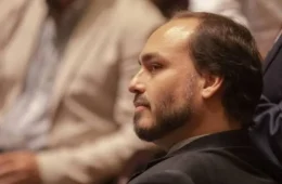 Denúncia que excluiu Carlos Bolsonaro causa perplexidade em setores do MP e TJ-RJ