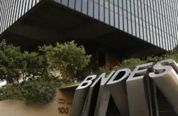 Inscrições no concurso do BNDES com salário de R$ 20,9 mil terminam hoje