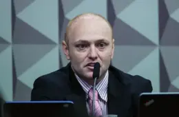 Hacker Delgatti é condenado a 10 meses de prisão por calúnia contra Bolsonaro