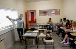 Pé-de-Meia: pagamento a novos beneficiários já começa a ser feito