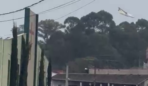 Queda de aproximadamente 4 mil metros de altitude levou cerca de um minuto