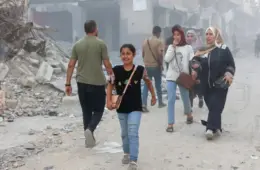 Bombardeios israelenses contra duas escolas em Gaza deixa ao menos 30 mortos