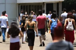 Fies: inscrições para vagas do segundo semestre terminam hoje