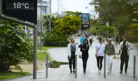 Frente fria deve amenizar temperaturas no Centro-Sul; tempo volta a esquentar no domingo