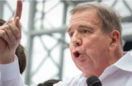 Opositor de Maduro, Edmundo González chega à Espanha para receber asilo político