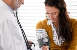 Casos de AVC aumentaram 70% em 31 anos, diz estudo