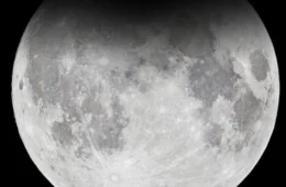 Eclipse parcial da Lua acontece hoje e poderá ser visto em todo o país