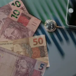 Governo dará mais 6 meses para saque de dinheiro esquecido em bancos